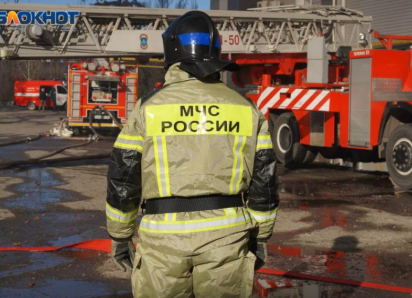 Машины и здания пострадали в результате беспилотной атаки на Таганрог