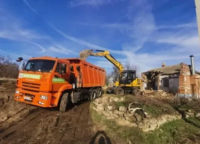 Коммерческий отдел «ЭКОТРАНС» предоставляет услуги по сносу домов и сооружений