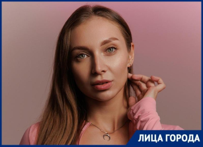 Из цирка - в бизнес: как воздушная гимнастка открыла в Таганроге студию растяжки