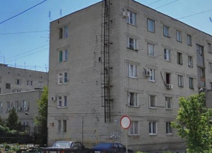 Администрация Таганрога не может выкупить аварийную общагу из-за арестов на комнатах