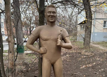 «К вечеру Деревянко был разорван на части»: Павел Деревянко раскрыл тайну своей скульптуры в Таганроге