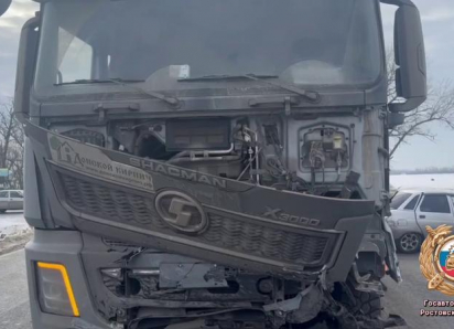 Хотел быстро проскочить: мужчина погиб в жуткой аварии с грузовиком под Таганрогом