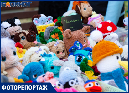 В Таганроге открылась ярмарка книжной и сувенирной продукции