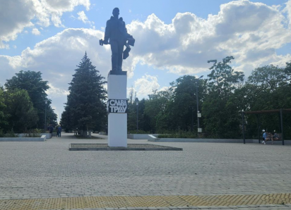 Спустя год - в упадке: многострадальная Северная площадь в Таганроге сменит хозяина  