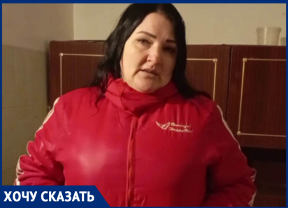 «В ***овне утонем или потолок голову пробьёт»: жители аварийного дома в Таганроге отчаялись писать в инстанции