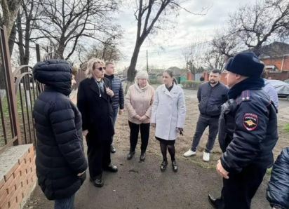 После атаки некоторые таганрожцы остались без квартир, повреждена и школа