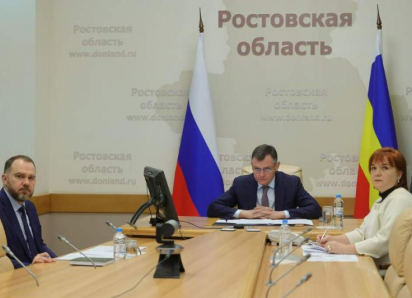 Губернатор Слюсарь провёл интерактивный приём: таганрогский центр соцобслуживания получит автомобиль