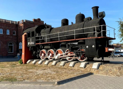 108 лет назад красноармейцы атаковали паровозом белых юнкеров на Старом вокзале в Таганроге