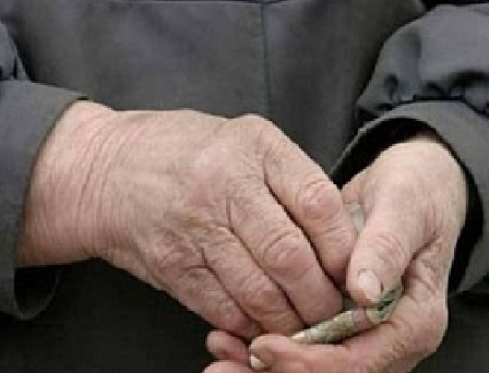В Таганроге ограбили 78-летнего старика