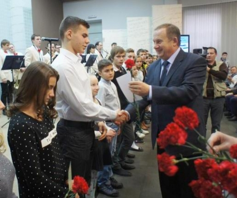 30 молодых спортсменов Таганрога получают городскую стипендию