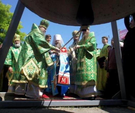В Таганроге проходят массовые мероприятия, посвященные общецерковному прославлению святого праведного Павла Таганрогского