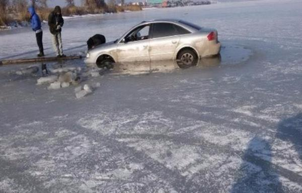 В первый день зимы Таганрогский залив покроется тонким льдом