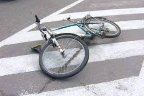 В Таганроге водитель легковушки сбил велосипедиста