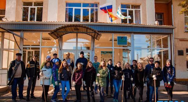 Заботу о чистке ливневок взяли на себя волонтеры Таганрога