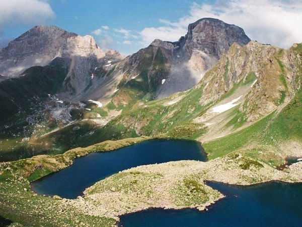 В горах Карачаево-Черкесии пропали туристы из Таганрога