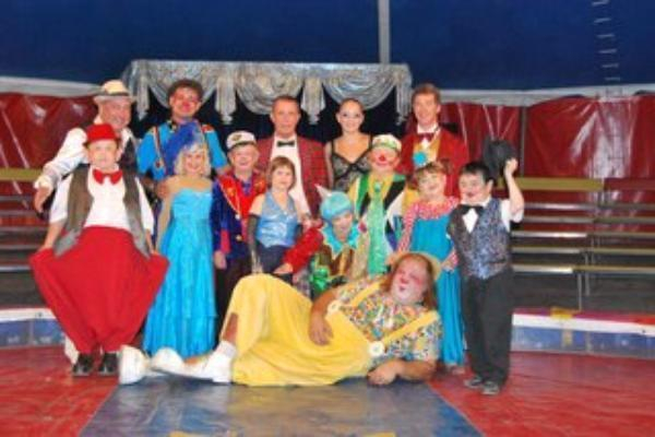 Таганрогские дети - сироты бесплатно посетят цирк-лилипутов