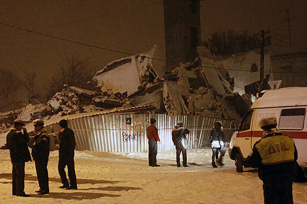 Виновные в обрушениии дома в Таганроге в 2012 году получили 20 лет колонии на четверых