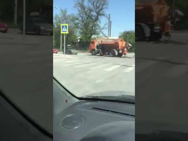 «Крутой ремонт»  дорог в Таганроге не перестает злить и удивлять горожан
