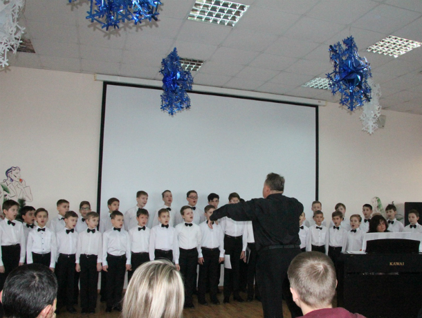 Хор мальчиков таганрогского Дворца молодежи привез гран-при областного конкурса
