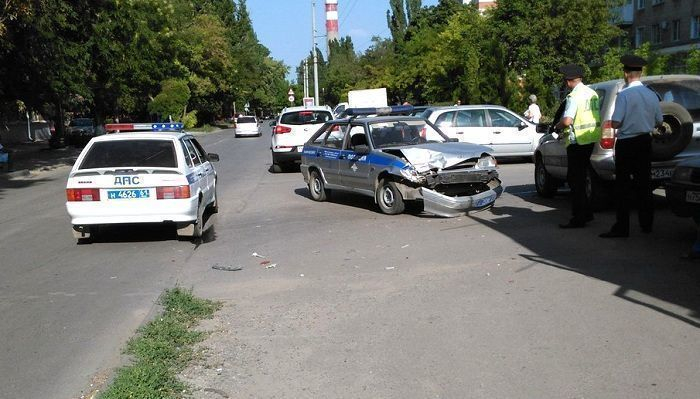 Таганрогские автоинспекторы устроили погоню по городу за «Нивой Шевроле»