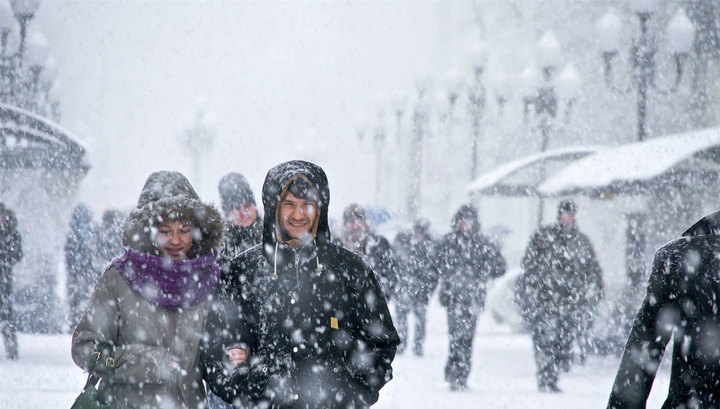 Сильный ветер, снег и потепление осложнят жизнь жителям Таганрога в ближайшие сутки