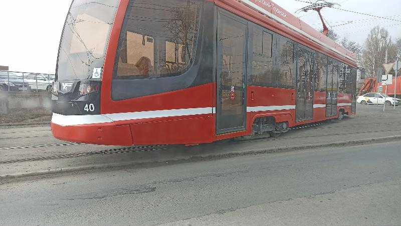 Очередное происшествие: в Таганроге трамвай сошёл с рельсов