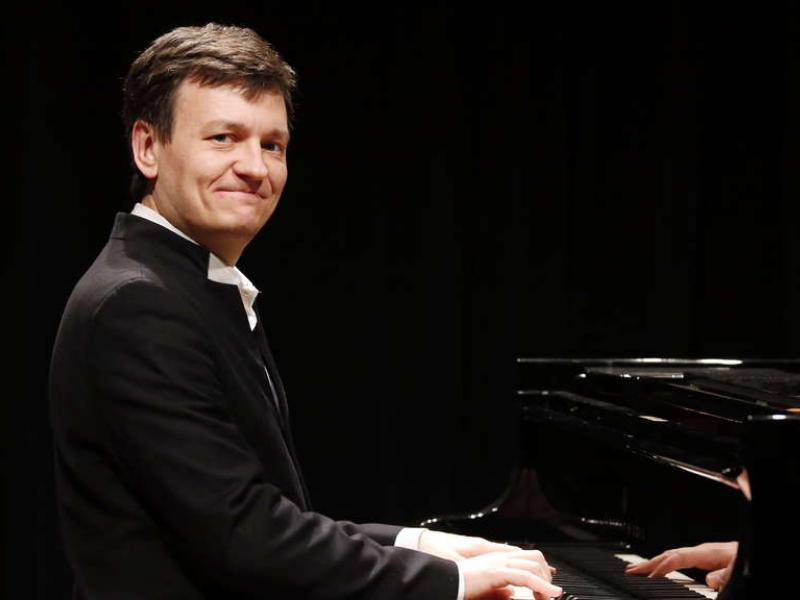 Великий пианист  сыграет для учителей Таганрога