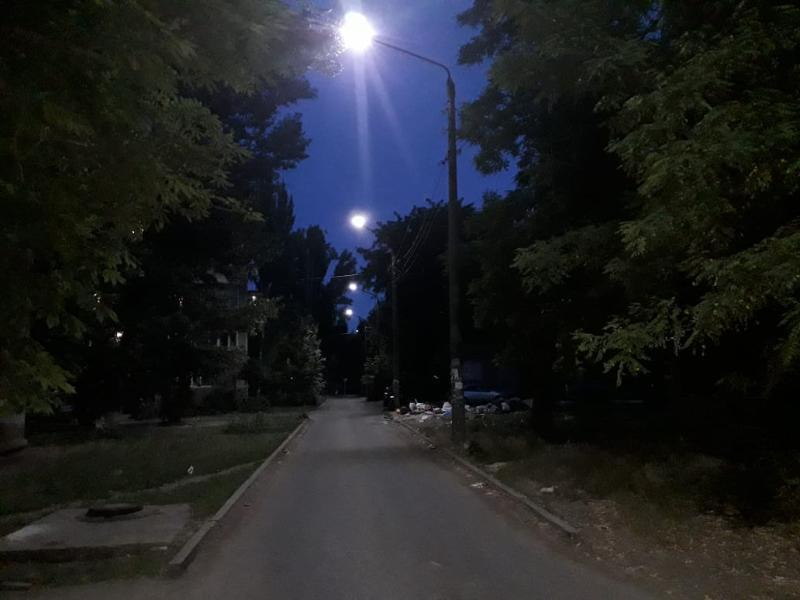 Спустя 10 лет в Таганроге восстановили освещение по улице Тольятти