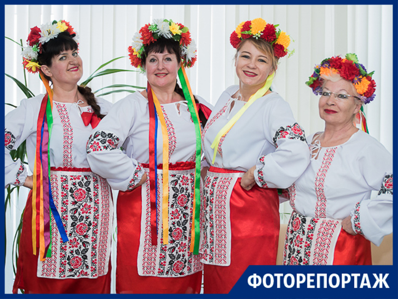 В Таганроге прошла караоке-встреча любителей народной музыки
