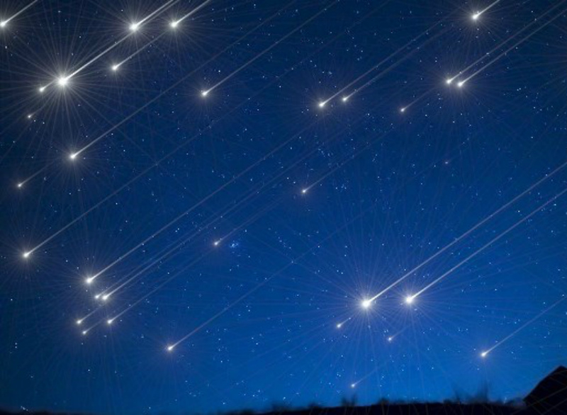 Ночью жители Таганрога могут увидеть красочный звездопад