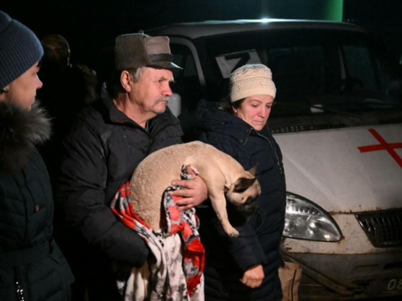 Худшее позади: беженцы, эвакуированные по гуманитарному коридору, прибывают в Таганрог