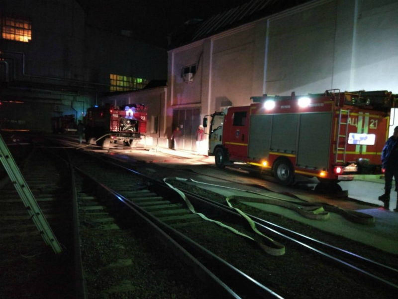 Ночью в Таганроге произошел пожар на металлургическом заводе «Тагмет»