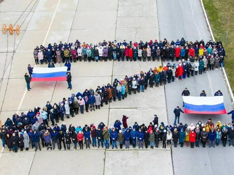 Сотрудники ТАНТК им. Бериева встали в букву Z, в знак поддержки спецоперации на Украине