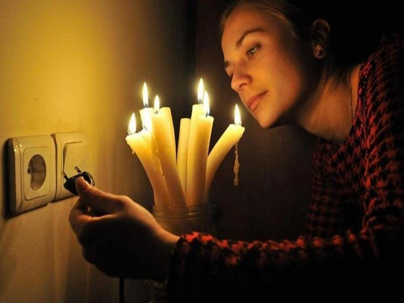 Плановые отключения электричества ожидают сегодня жителей нескольких улиц Таганрога