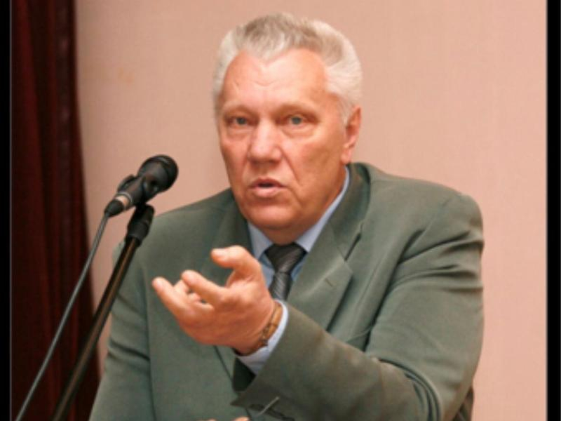 Ушел из жизни преподаватель института радиотехнических систем и управления  Николай Чернов