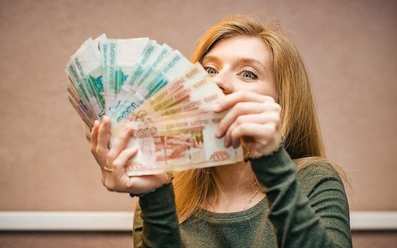 Про богатые зарплаты таганрожцев написало агентство РИА «Рейтинг»