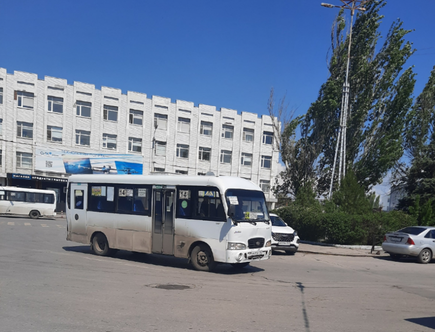 "Каждые 30 минут": насколько расписание таганрогских маршруток совпадает с реальностью?