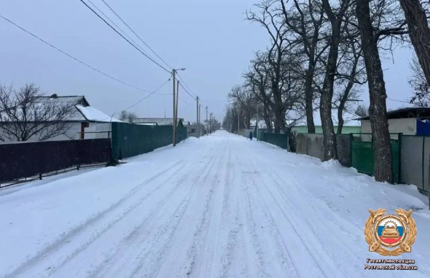 Под Таганрогом машина сбила девочку, переходившую дорогу вне «зебры"