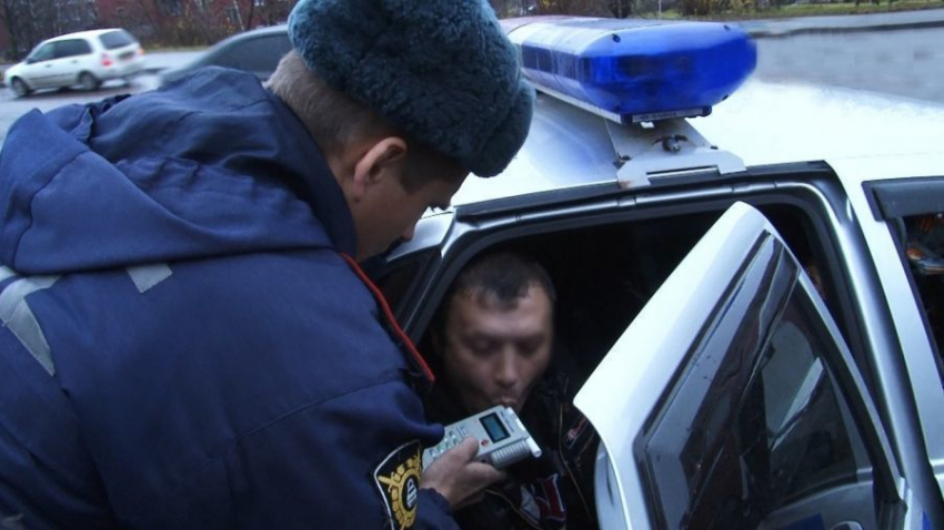 Сотрудники ГИБДД в Таганроге  выявили повторные факты управления транспортными средствами в состоянии опьянения