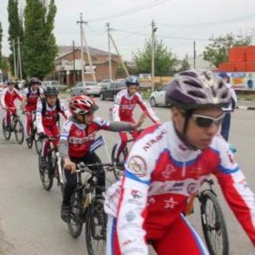 Из Таганрога стартовал масштабный велопробег «Спасибо за Победу»