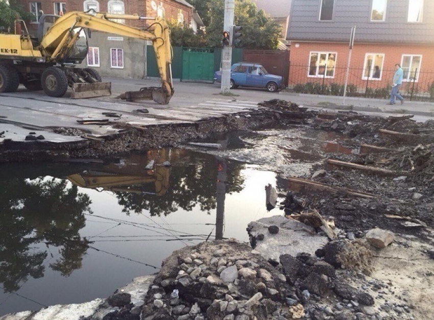 В Таганроге до 11 октября перекрыли улицу Дзержинского