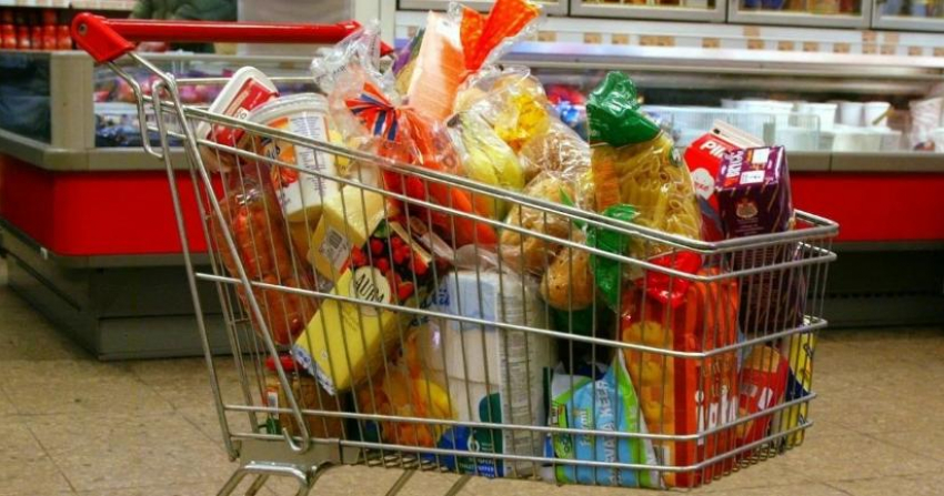 Просроченные продукты: раздавать или выбрасывать – мнение таганрожцев