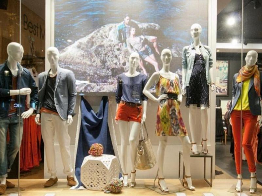 Штраф до 500 тысяч рублей в Таганроге может получить директор магазина одежды