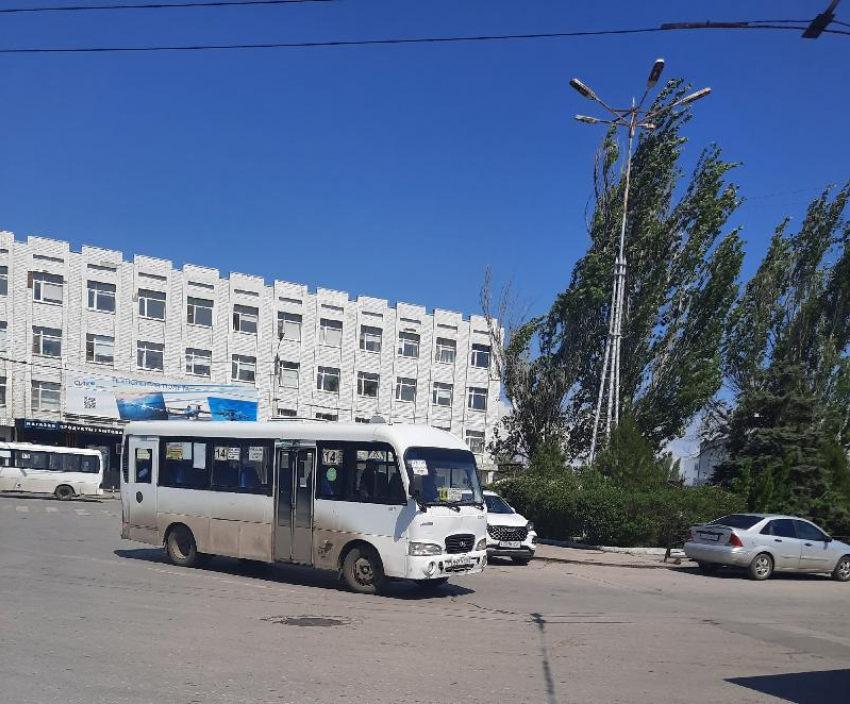 Экономически невыгоден: таганрожцам объяснили куда исчез 14-й маршрут