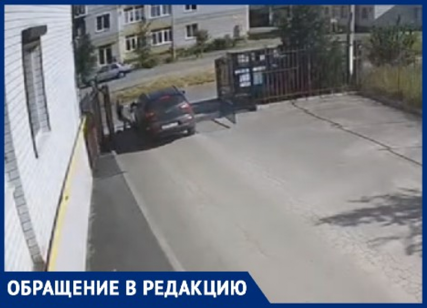Перелом стопы и требование оплатить ремонт машины: в Таганроге произошло ДТП с участием ребёнка