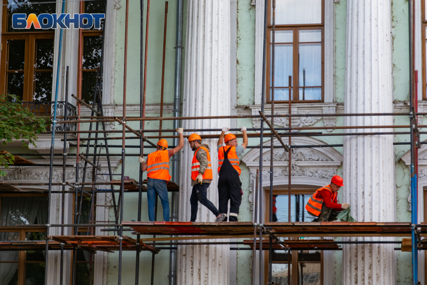 Дворец Алфераки в Таганроге будут ремонтировать целый год 