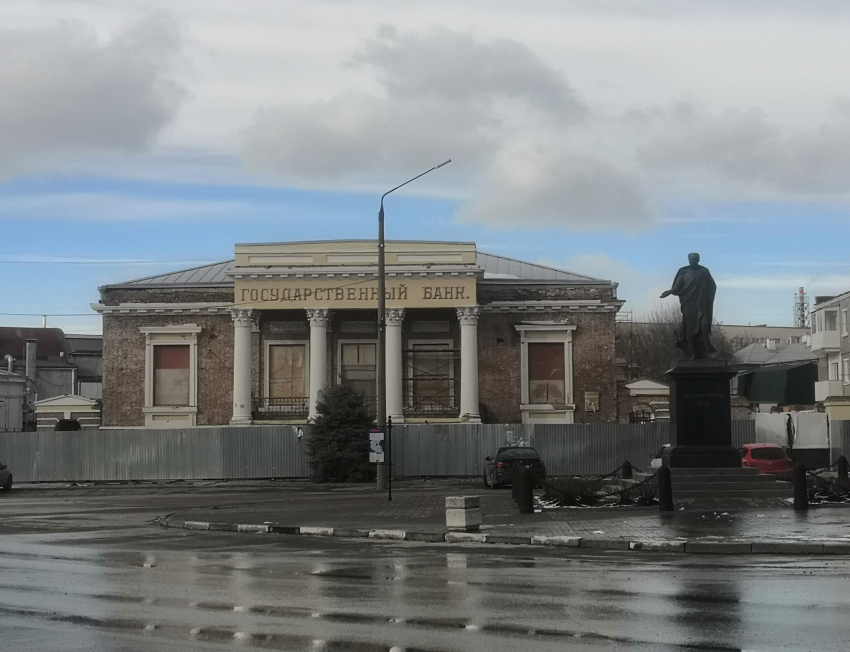 Продолжается реконструкция поврежденного ракетой музея в Таганроге 