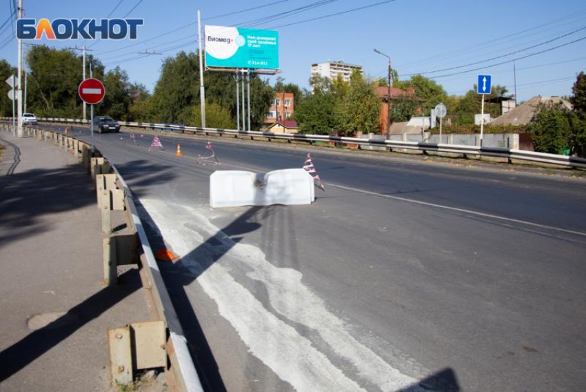 В Таганроге приступили к ремонту второй половины Бакинского моста 