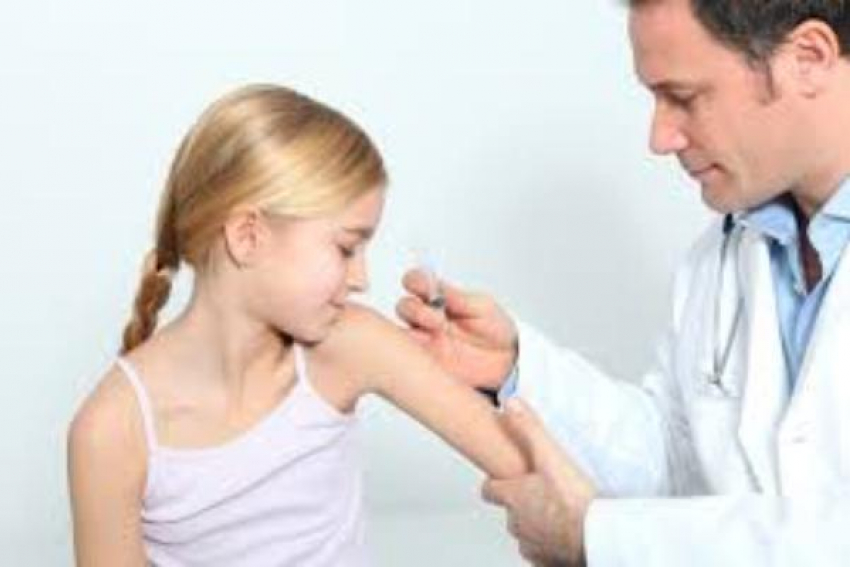 Роспотребнадзор призывает жителей Таганрога начать прививочную кампанию