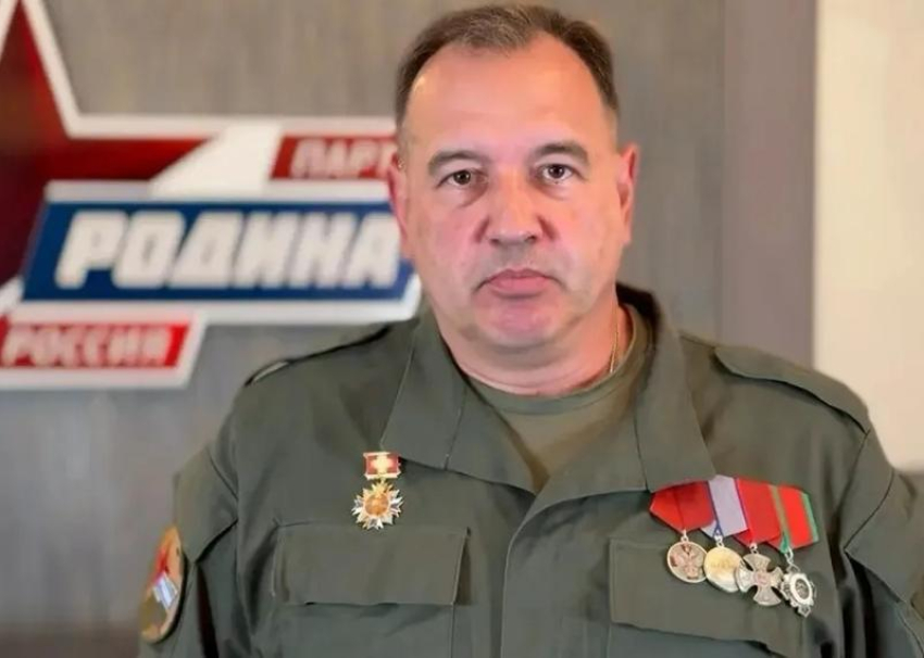    Родина своих не бросает